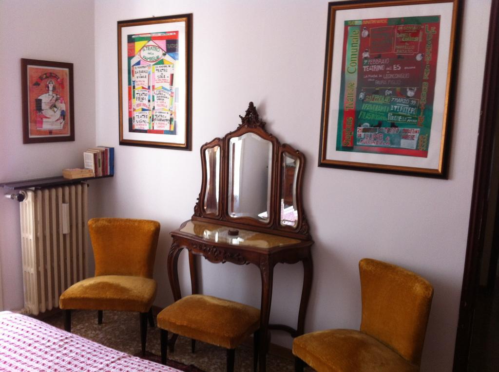 Bed and Breakfast La Casa Creativa Ломнаго Номер фото