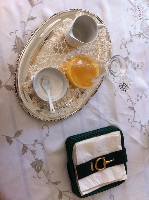 Bed and Breakfast La Casa Creativa Ломнаго Экстерьер фото